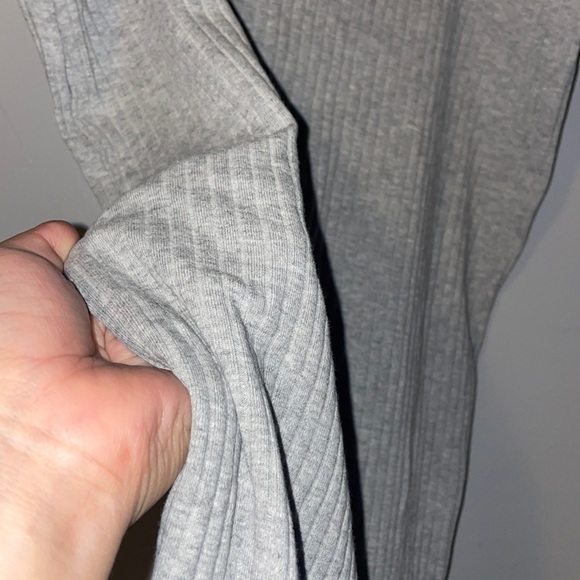 H&M basic gray skirt - Picture 4 of 4